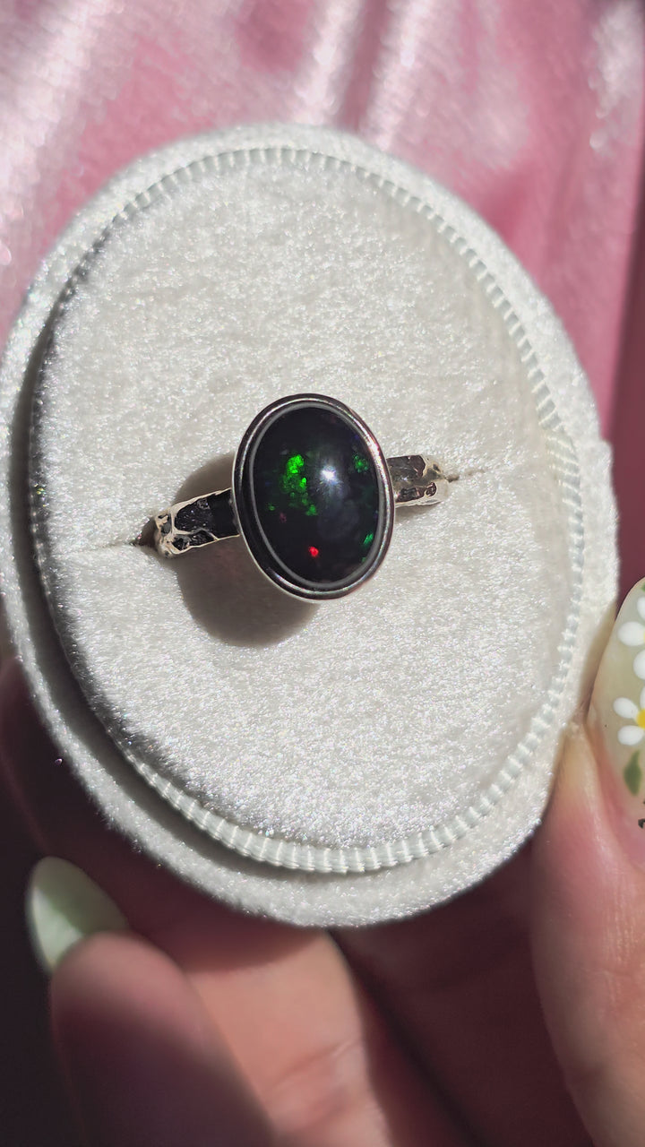 The Lady Of The Night (Black Opal) size 6