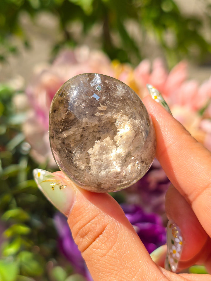 White Garden Quartz Lens C
