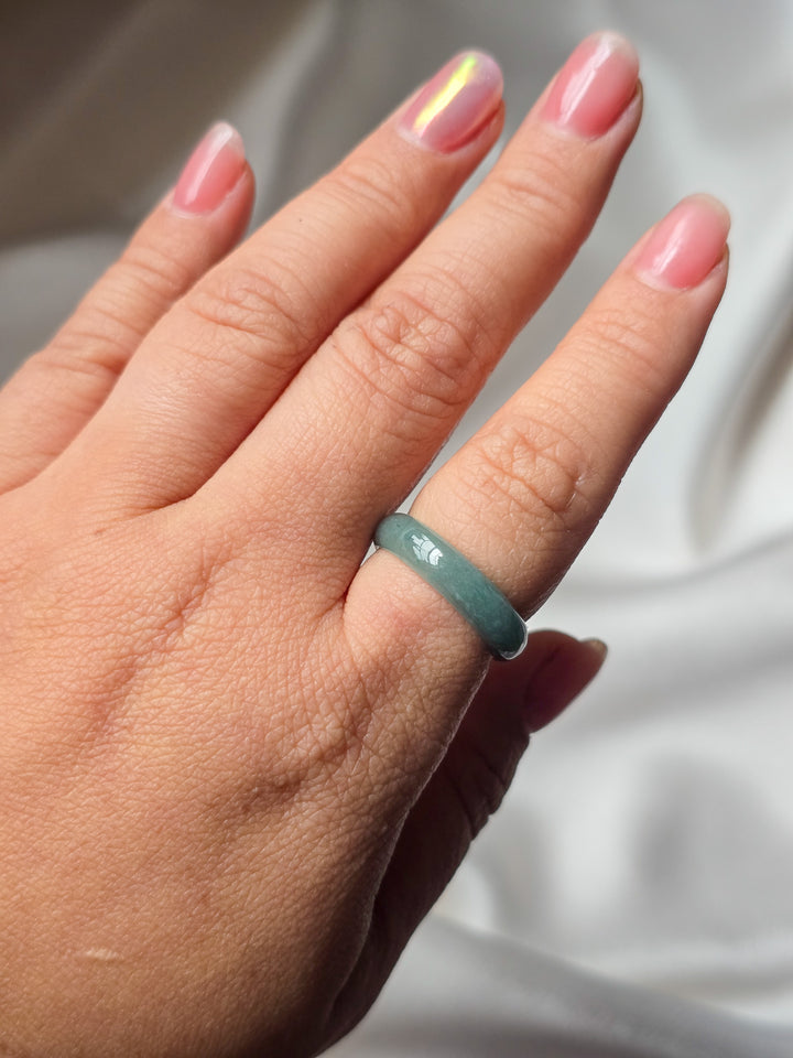 Rounded Jade Ring