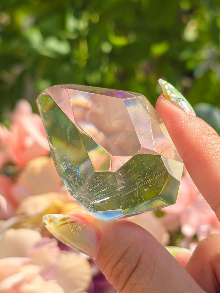 Clear Quartz With Rutile Gusher G5