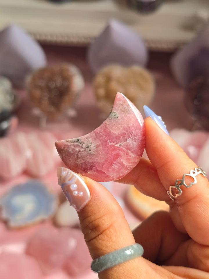 Rhodochrosite 🌙 Moons