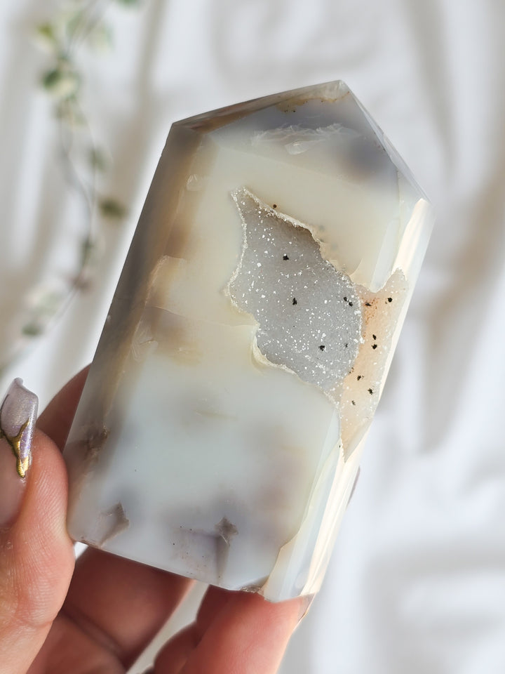 Druzy Agate Tower B