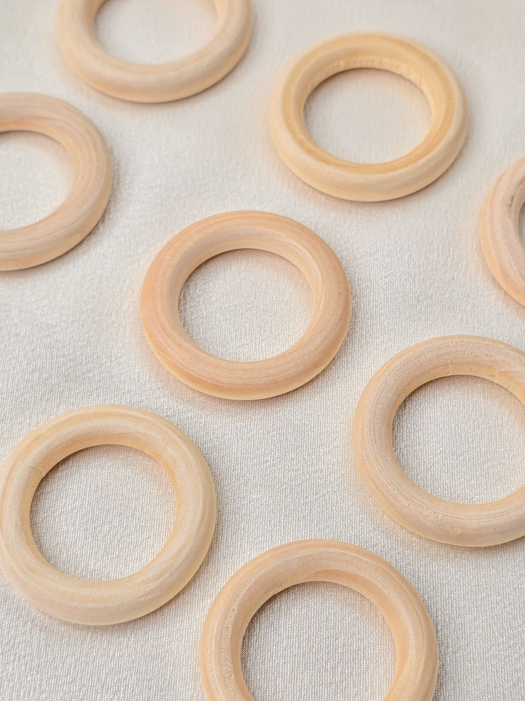 Wood Cheerio Sphere Stands