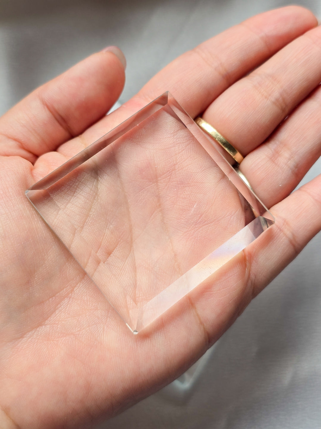 Glass Specimen Stand Medium