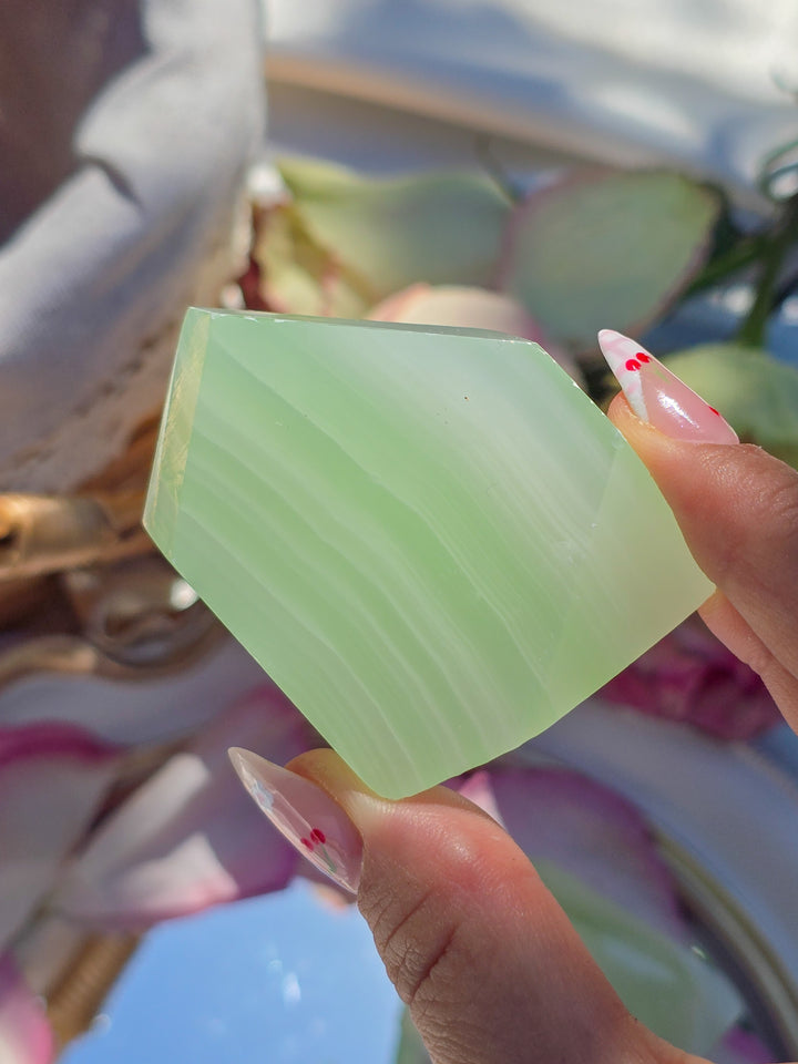 HQ Green Onyx Gusher