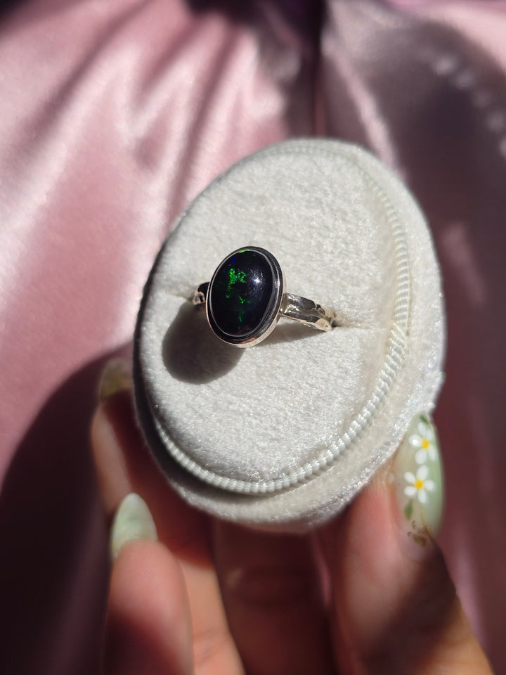 The Lady Of The Night (Black Opal) size 6