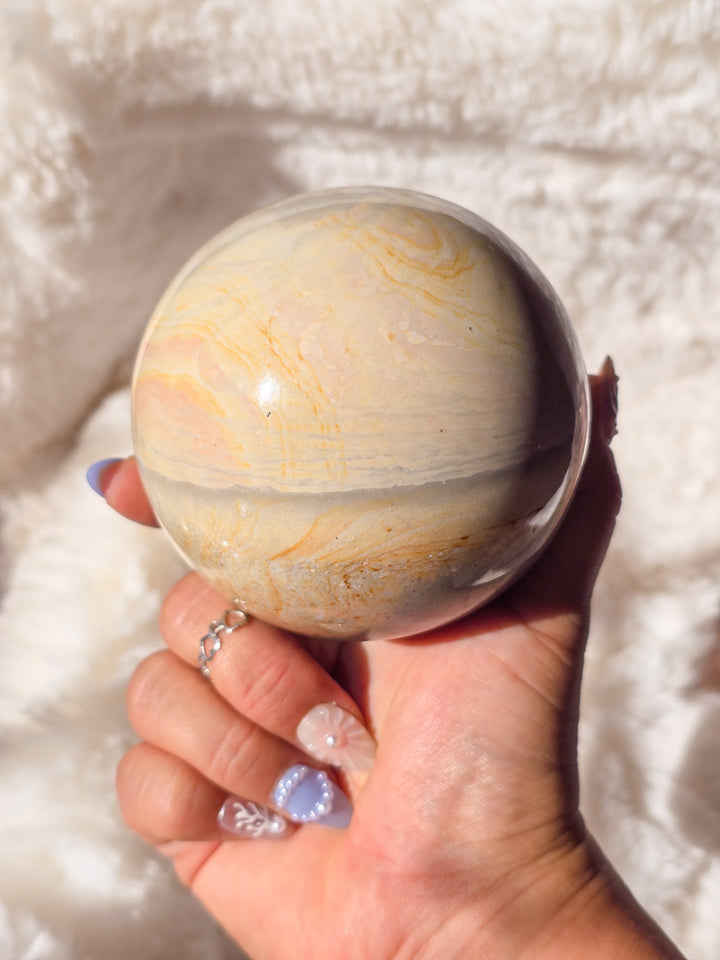 Creamy Strawberry Banana Polychrome Sphere